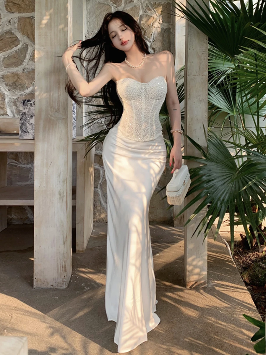 

Sexy Slimming Fibone Top And Skirt Set in Satin with Tail Design Faionable Two-Piece Ensemble for Young Women