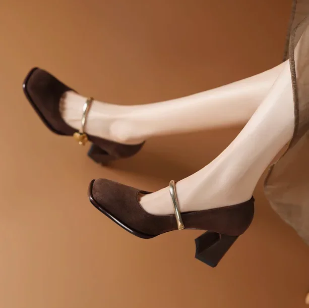 

Square head frosted Mary Jane shoes for women 2025 new retro coarse single order shoes versatile leather buckle with high heels