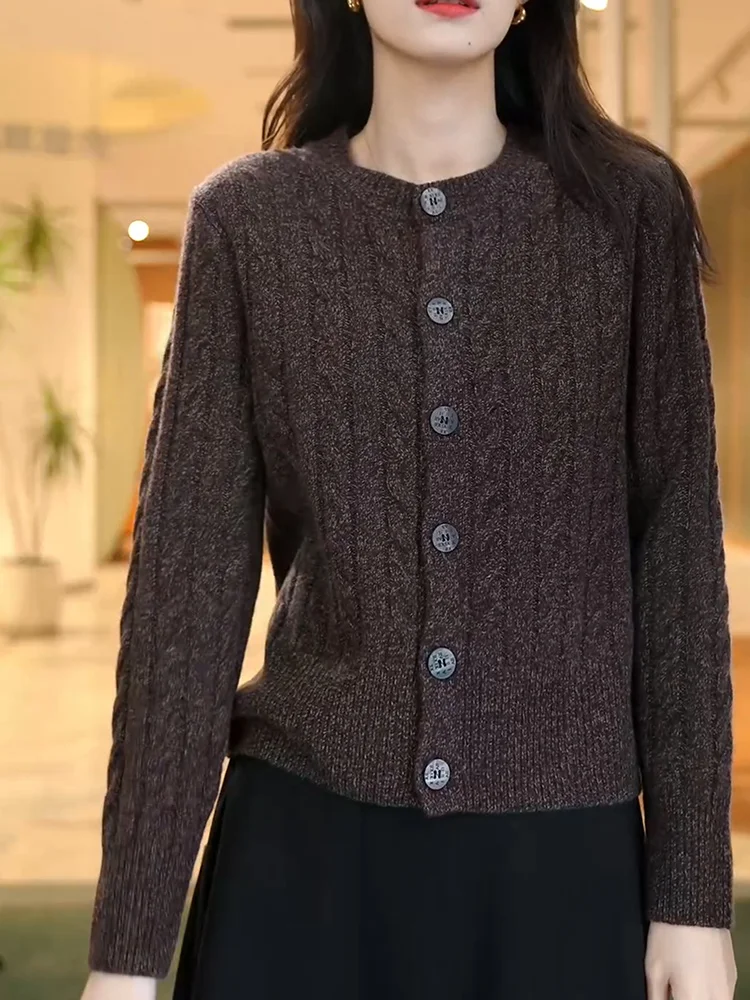 

Корейский простой вязаный свитер с круглым вырезом, осенняя новинка, большие размеры, повседневный универсальный топ, омолаживающий образ, женская мода