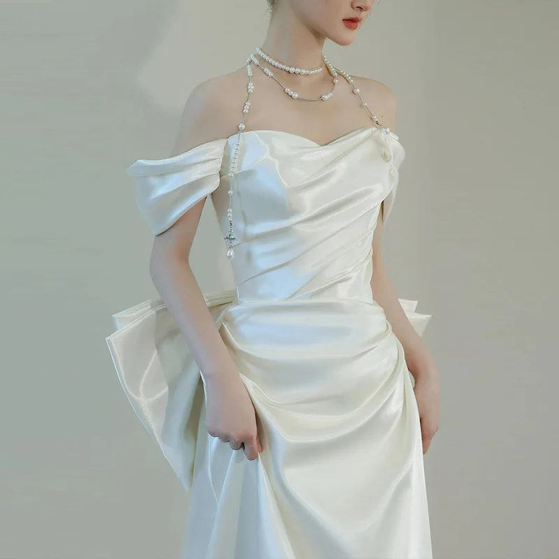 

French Satin Light Wedding Dress Bride High-Grade Simple Temperament off-Shoulder Wedding Veil Fishtail White Welcome Dress