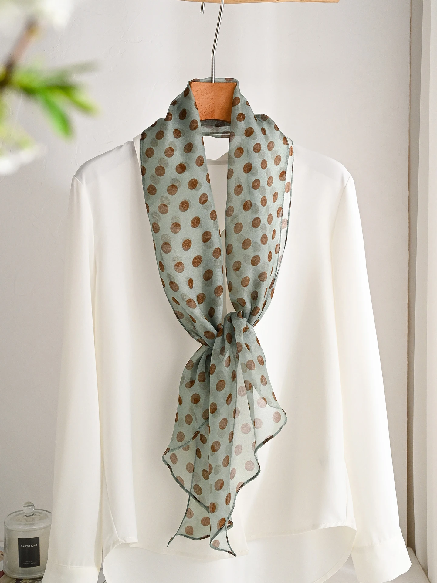 2026年新作-水玉模様シルクスカーフ-レディース-薄手-ロング-ナロー-サマーネックプロテクションショール-おしゃれ-韓国風-多機能