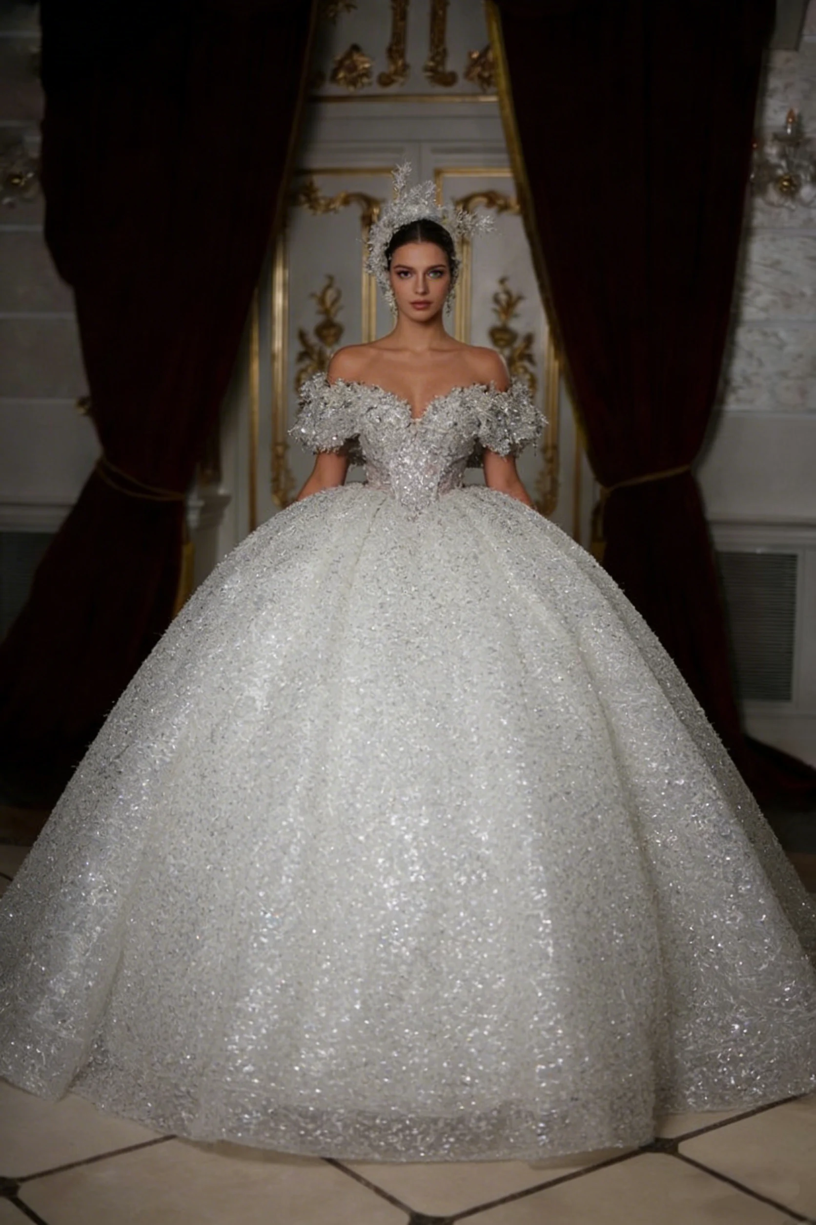 Custom Luxury Hemline Wedding Dress Shoulder Design Sweetheart Neckline Shiny Fabric Backless Lace Up Design Vestido De Novia