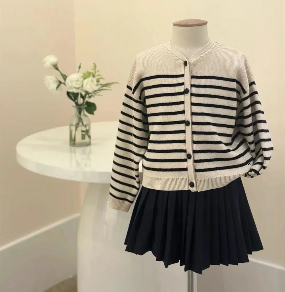 

baby clothes spring 00% wool girl sweaters Striped pattern cherry embroidery cardigan Classic minimalist girls sweater coat