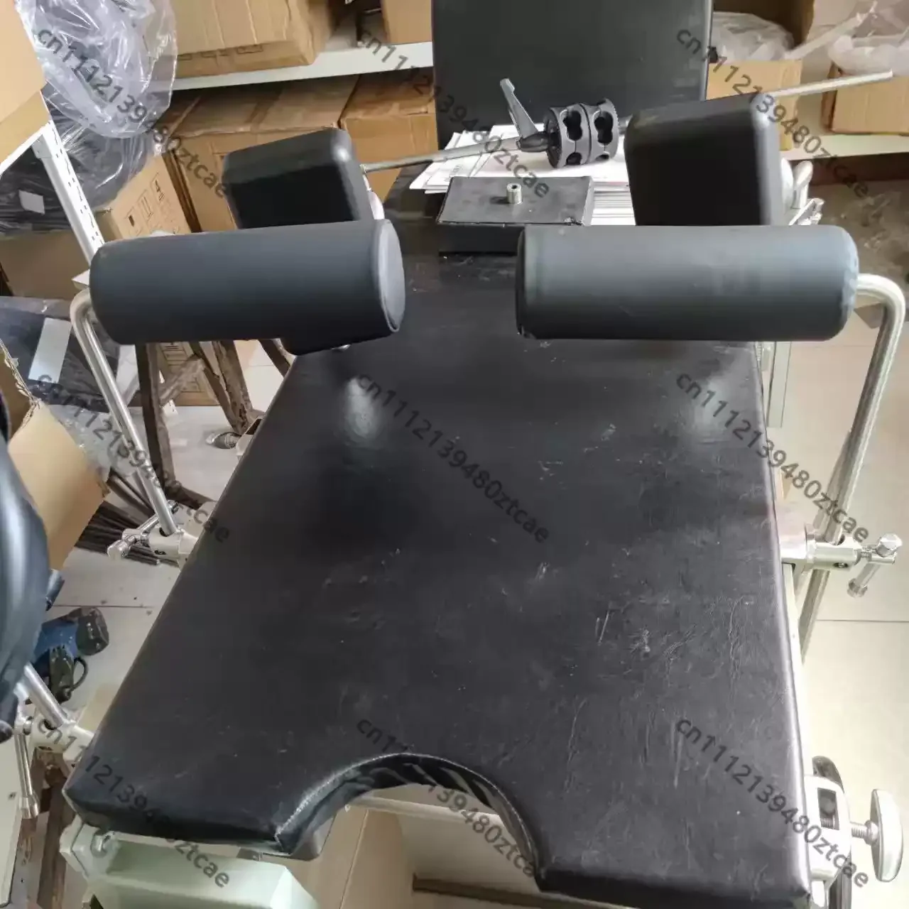 Spinal Knee Arthroscopy Surgical Frame Abdomen Support Bracket Operating Table Spare Parts Medical Body Position Support Fitting