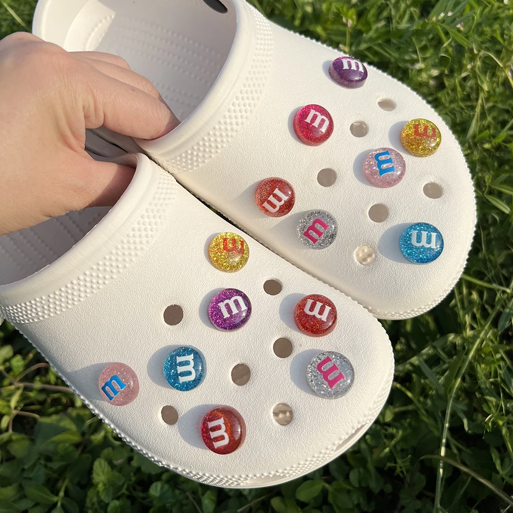 7/14 stücke Set blenden Farbe Glitter M Bohnen Schuh Charms Zubehör DIY Schuh Slipper Sandalen Schnalle Pin Charm Harz Schuh