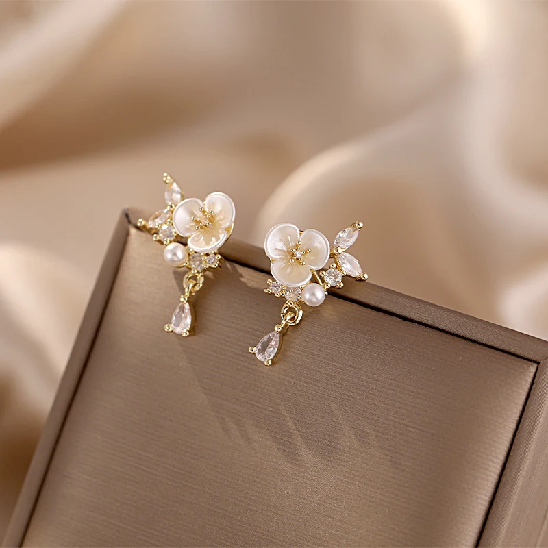 프랑스 패션 라이트 럭셔리 디자인 감각 동백 쉘 꽃 귀걸이, 여성 선물, 연회 쥬얼리 귀걸이, 2023 신상