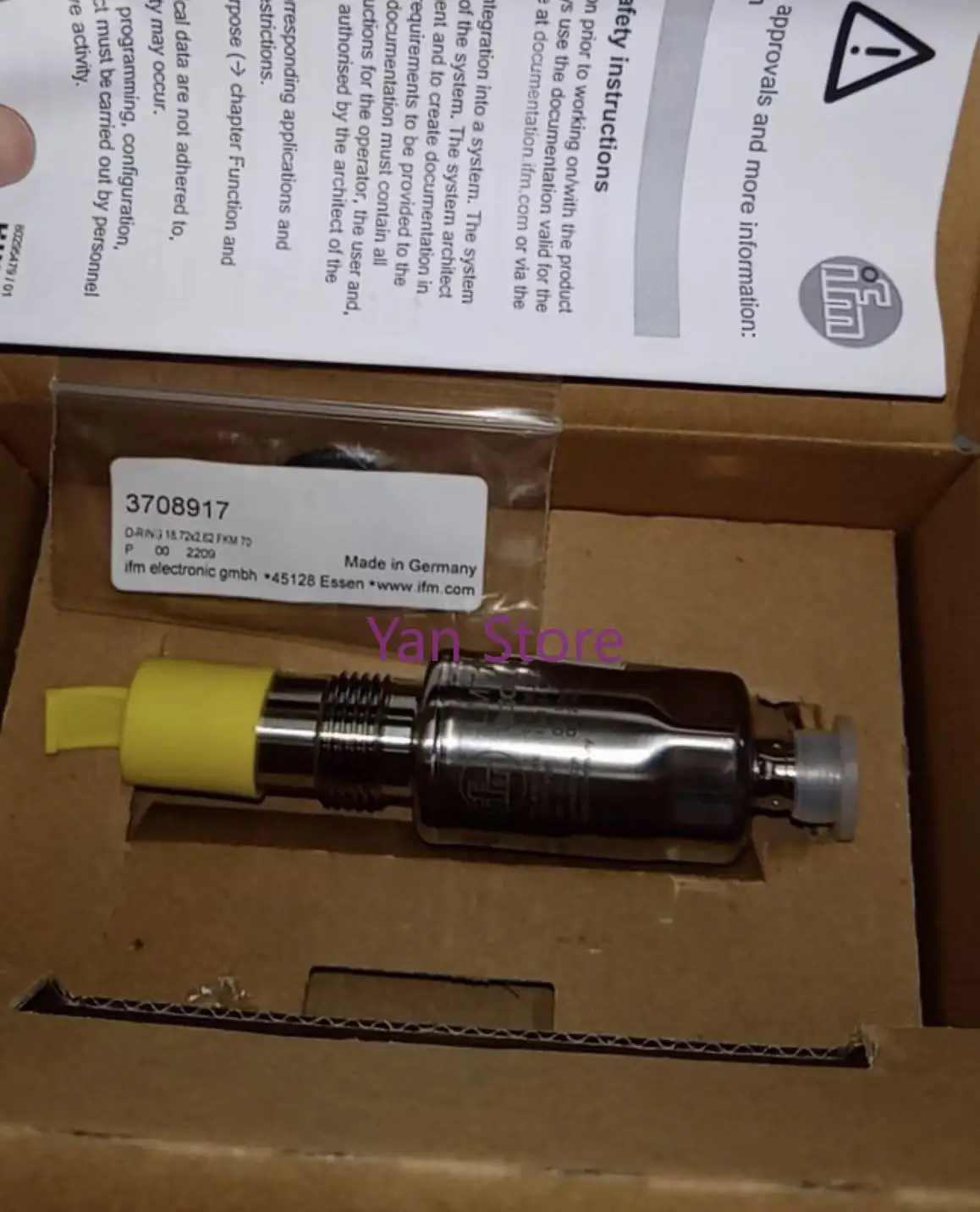 New Original, Sensor for point level detection  LMT100  LMT12  LMACE-A12E-QSKG-2/US