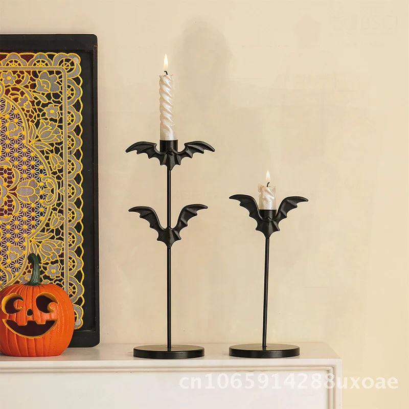 

Halloween Bat Candlestick Iron Assembly Large Romantic Dining Table Decorations Indoor Home Desktop Ornaments Semi-Manual