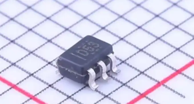 Original DAC5311IDCKR package SC70-6 digital to analog conversion chip silk screen D53, with excellent spot price