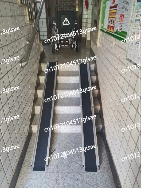 

Suitable for Wheelchair-free Climbing Mats, Non-slip Pedals, Retractable, Portable, and Has A Wide Range of Applications