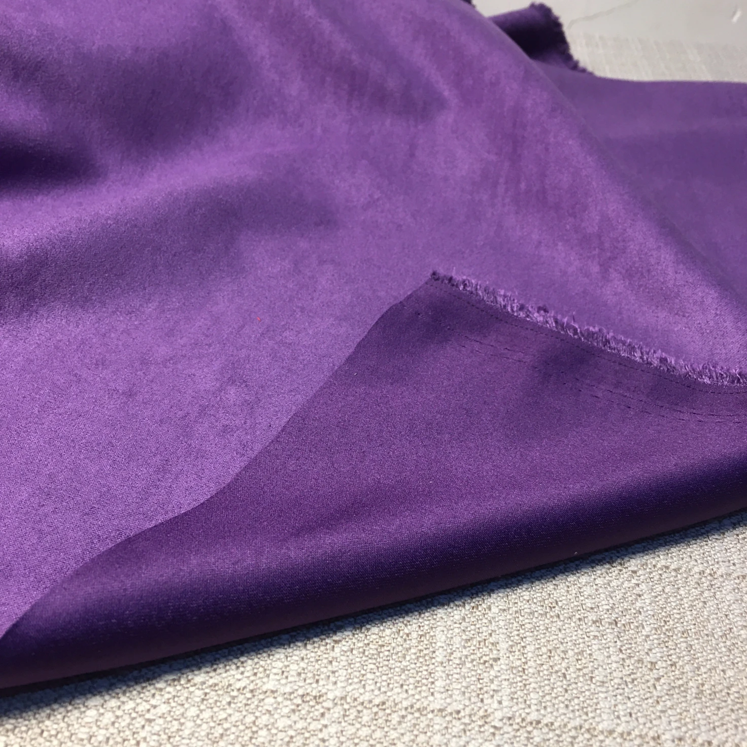 تشفير قماش من جلد الغزال الأرجواني تقليد الغزلان من جلد الغزال المنسوجة النسيج الخياطة الملابس DIY أريكة المنسوجات المنزلية النسيج غير المرنة