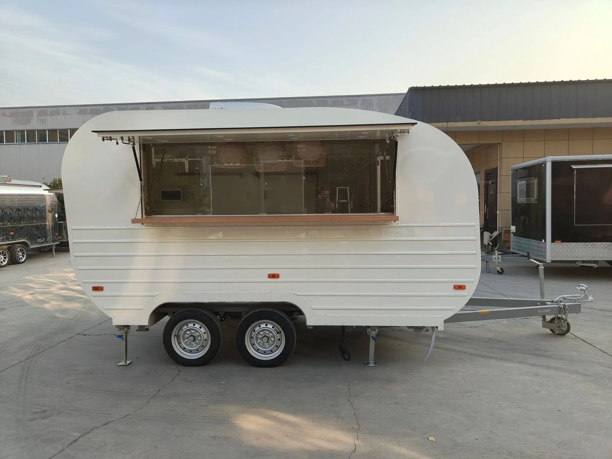 

Mobile Coffee Bar Mobile Food Truck Fully Equipped Pizza BBQ Fast Food Trailer for Sale