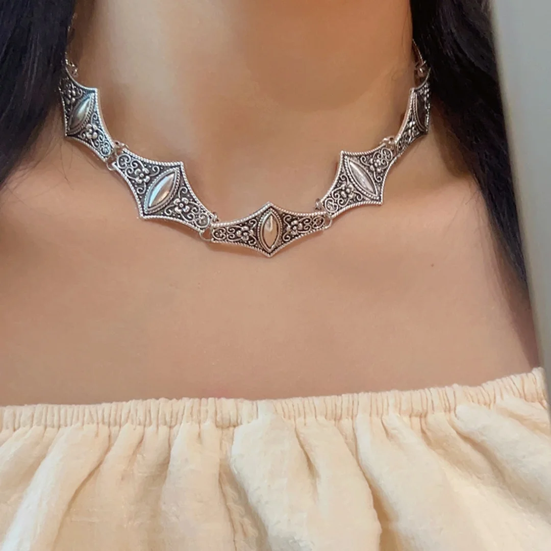 

DUTRIEUX 2025 Vintage Style Texture Punk Necklaces For Women Silver Color Stainless Steel Neck Chocker For Women Jewelry Chain