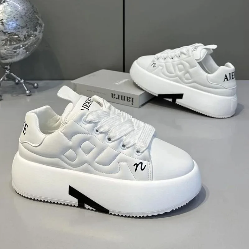 

Осень 2023, новый стиль, модная обувь на толстой подошве, повседневная обувь на шнуровке с круглым носком, одноцветная модная удлиняющая обувь на толстой подошве