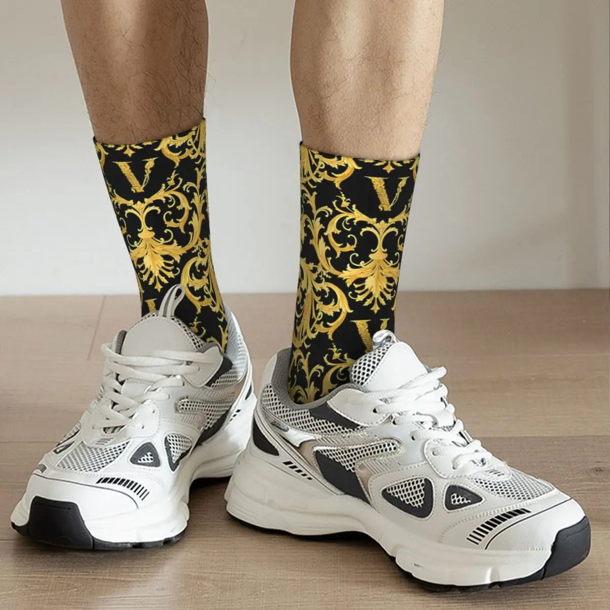 Funny Crazy Sock for Men Vintage Luxury Harajuku Golden Lion And Damask Quality Pattern Printed Crew Sock Casual Gift