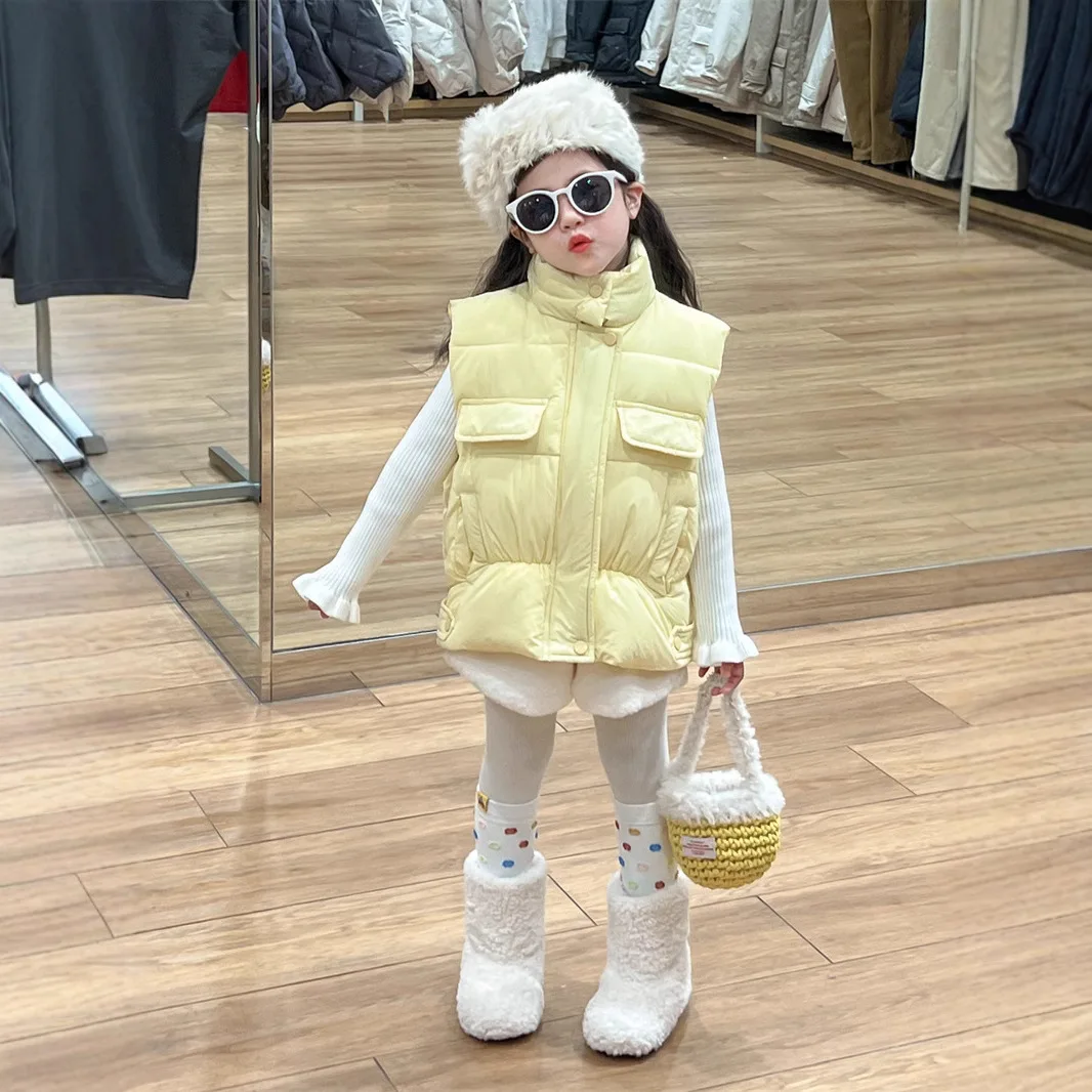 

Girls Set 2024 New Winter Childrens Wear Korean Style Baby Girls Sleeveless Down Cotton Vest Hairball Furry Shorts Two-piece Set