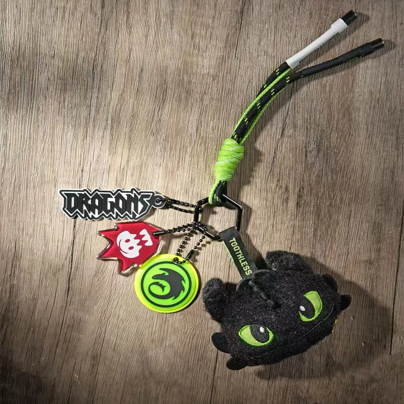 

Authentic Toothless Key Chain Dragon Master Series Pendant Toothless Eye Mask Cute Card Set