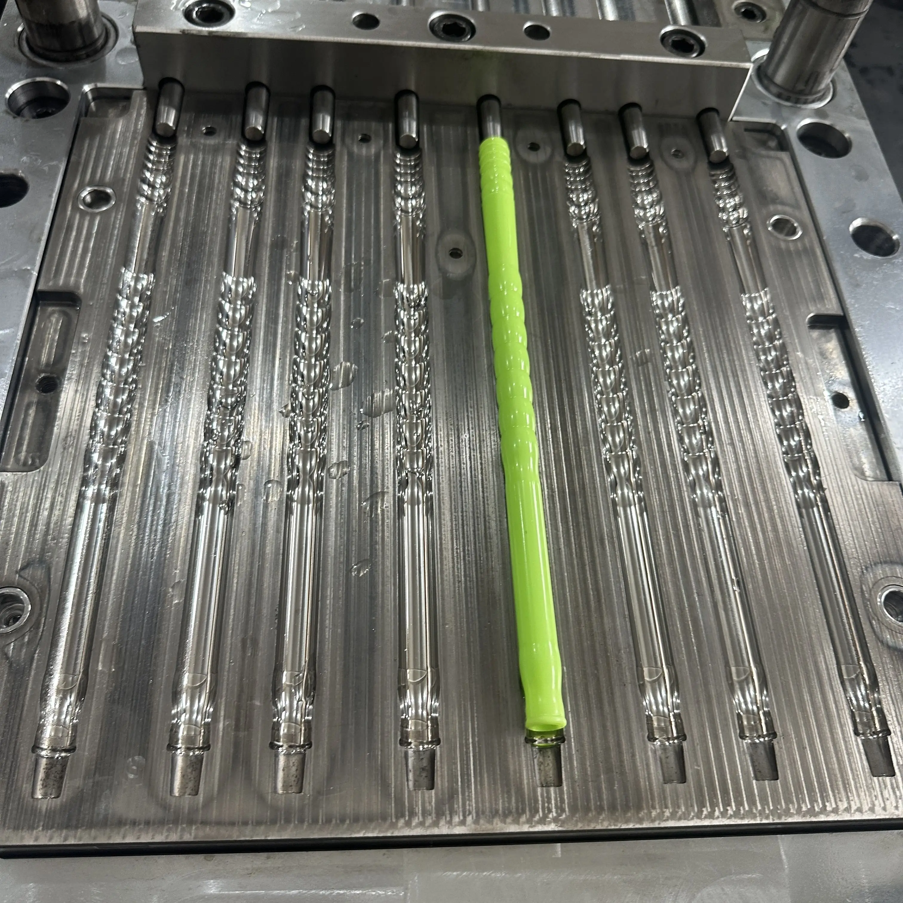 عالية الجودة أنبوب الشيشة لمرة واحدة استخدام قالب البلاستيك الشيشة مادة PP خرطوم الشيشة قالب أنبوب الشيشة