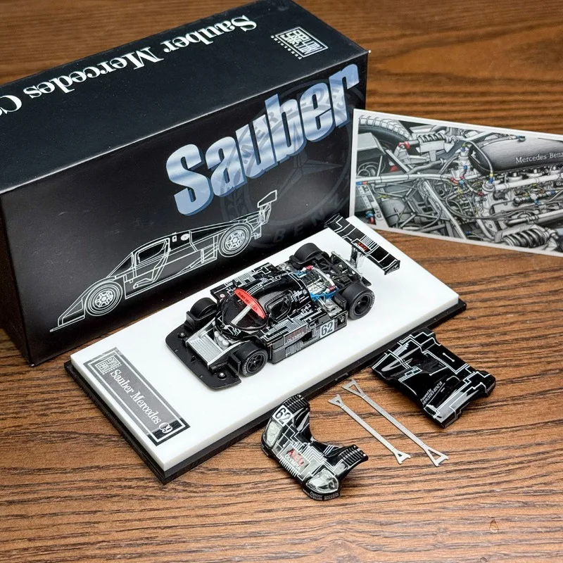 TPC&YS 1:64 Spyker C9 Le Mans #62 Magnetically Attached Openable Die-Cast Alloy Car Model, Boys' Holiday Gift Toy.