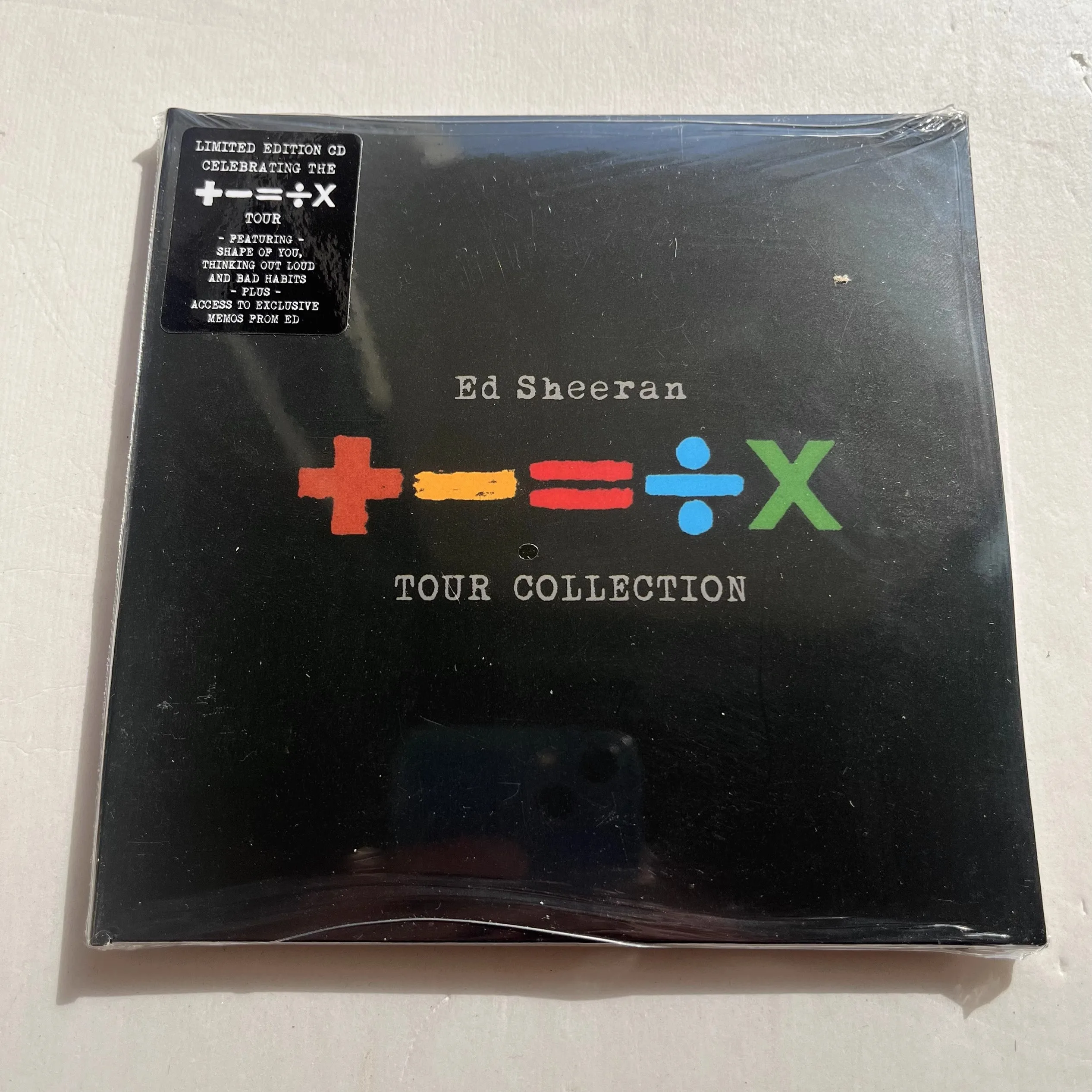 CD de música Pop Ed Sheeran 《+-= isi×》 Álbum de colección de tuores Registro de música perfecto Cosplay Walkman Car Soundtracks Box Party Music Gifts