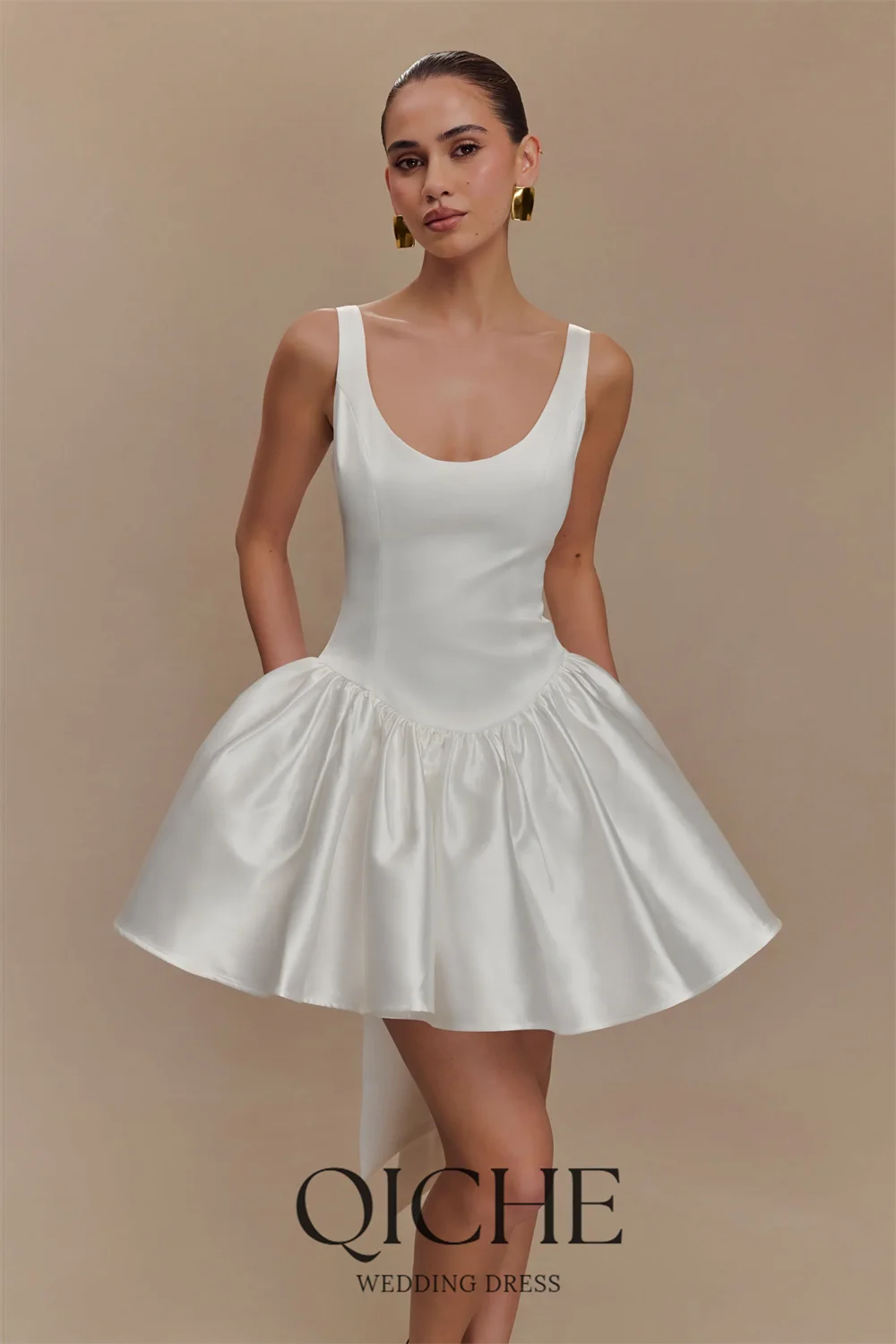 QICHE Mini Wedding Party Dresses U-Neck Sleeveless Short Bridal Gown Customized A Line Backless Wedding Prom Dress for Bride