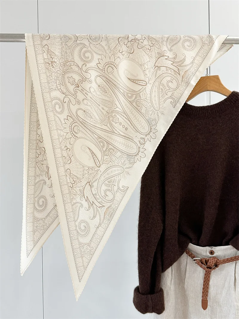 Triangle Shape Wool Silk Scarf Women Soft Shawls Luxury Designer Pashmina Head Wrap Stole Lover Christmas Gift 160 100 100cm
