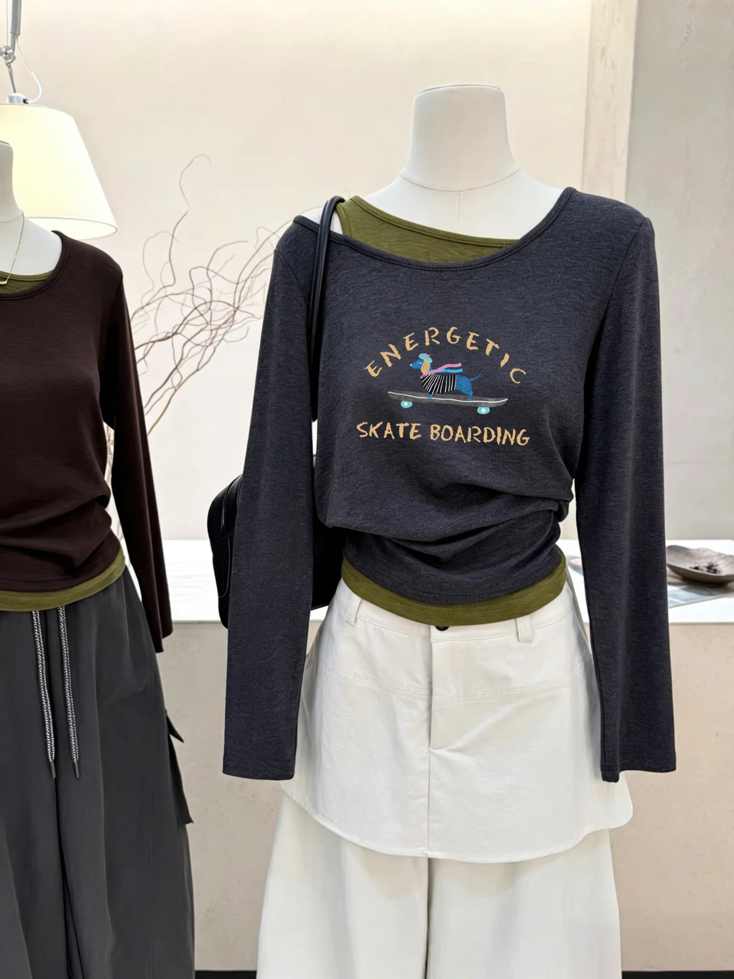 Retro American Style Long Sleeve Printed T-Shirt Women's Fall New Angle Collar Shoulder Exposure Slimming Top Cotton Material