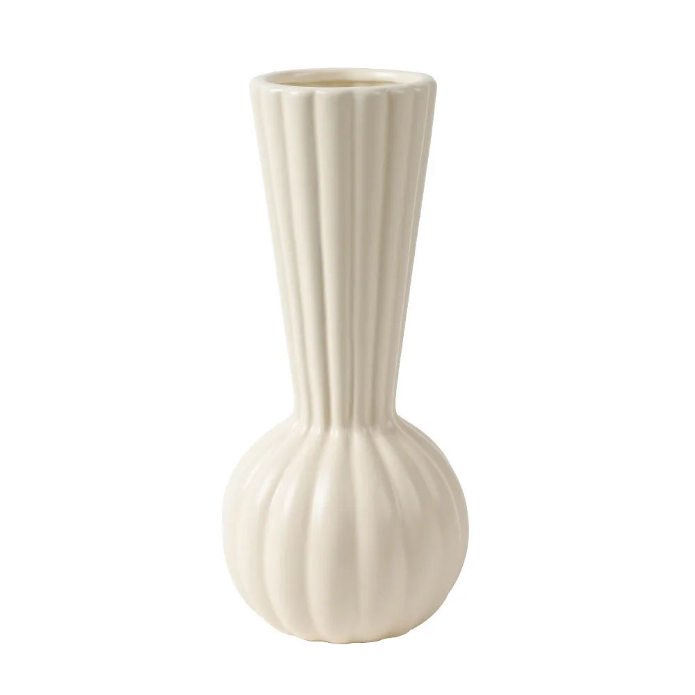 Ceramic vase, antique style, advanced sense, French hydroponics, room decoration, simple white dry vase