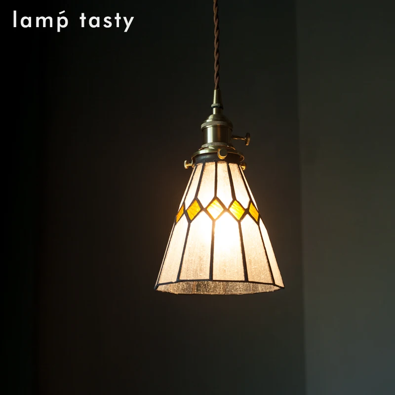 

Японская ретро латунная стеклянная люстра ручной работы для проживания в семье, ресторан, барная стойка, кухня, прикроватная проходная маленькая люстра