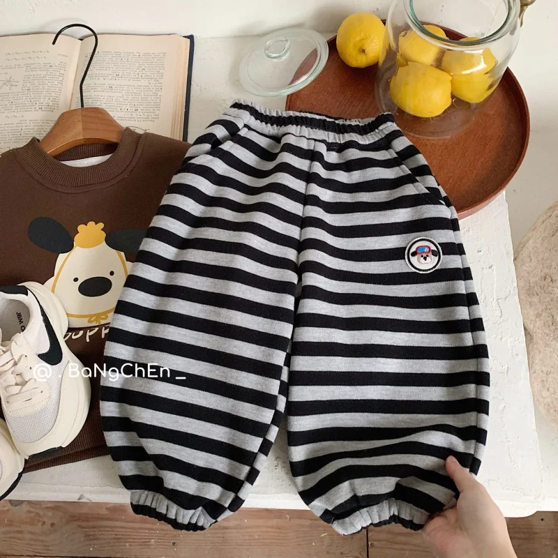 

Children's Casual Pants2024Winter New Boys' Bind Tag Striped Sweatpants Children's Sports TrousersG0562