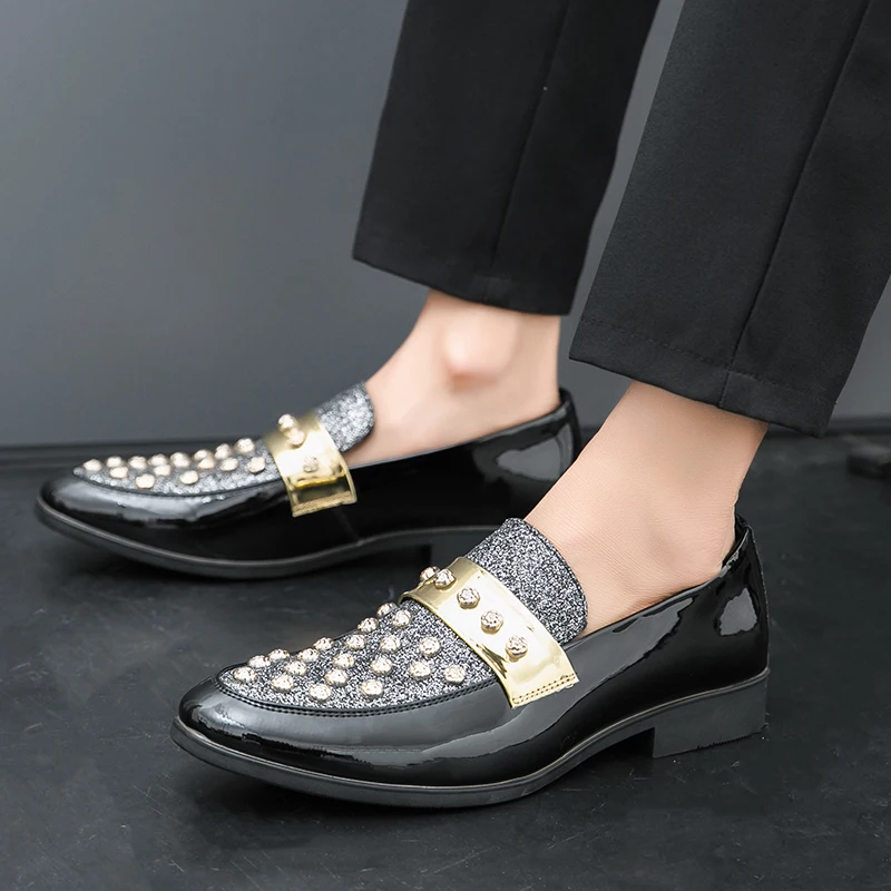 2024 British business formal pointed leather shoes male riveted bright patent leather slip-on lazy man loafer bean shoes male