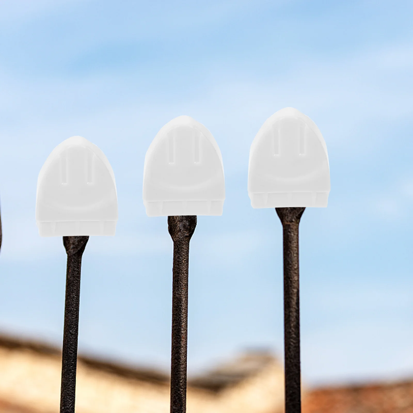 

20pcs Post Caps Plastic Covers For Garden Yard Fence Protectors Column Wraps Guardrail Caps Decorative Fence Parts