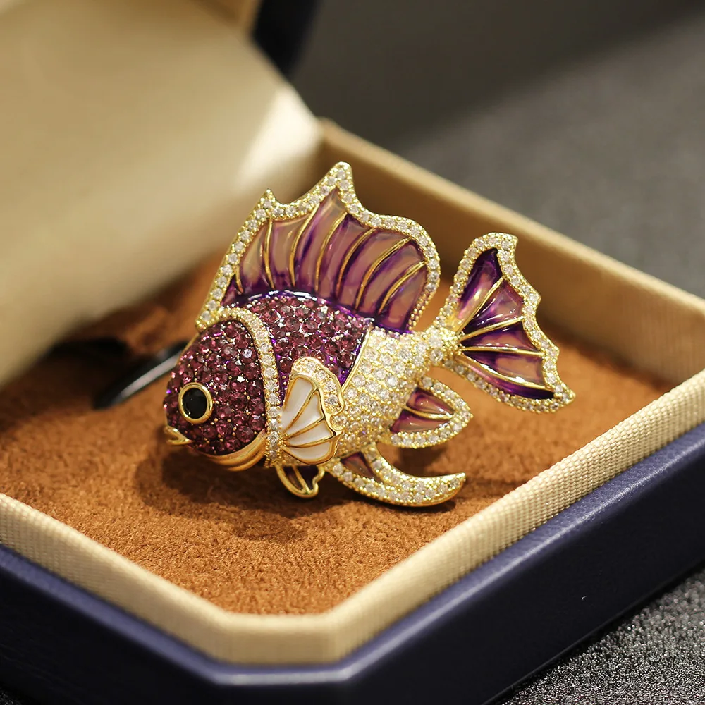 New Exquisite Zircon Inlaid Blue Purple Goldfish Brooch Cute and Versatile Temperament Marine Creature Brooch for Men and Women