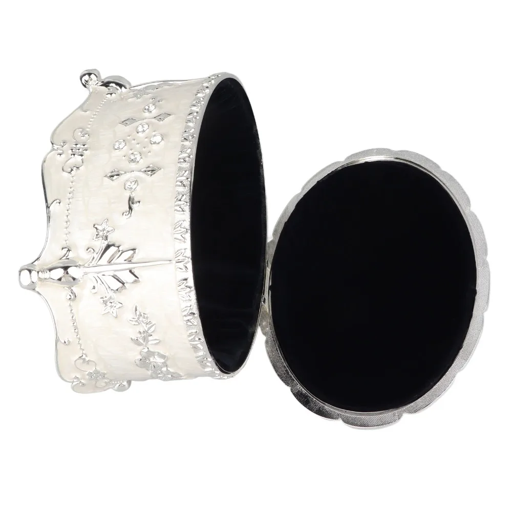 Alloy Material Vintage Jewelry Box White Color Oval Shape Enamel Jewelry Box Beige Color Small Size Metal Trinket Box For Rings
