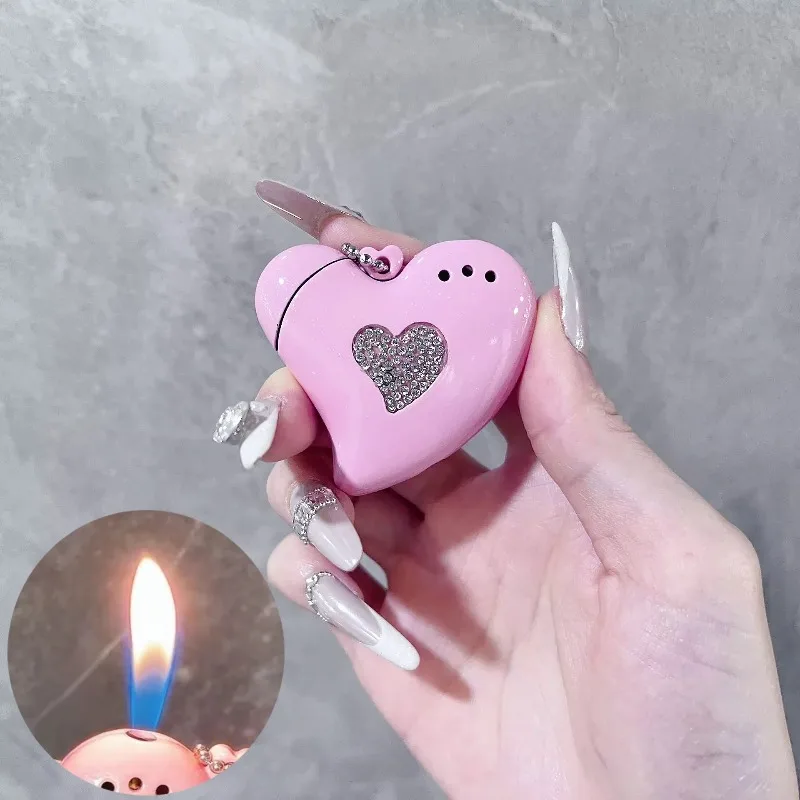 New Rhinestone Inlaid Heart-shaped Keychain Inflatable Lighter Cute Mini Outdoor Portable Good-looking Lighter Smoking Gift
