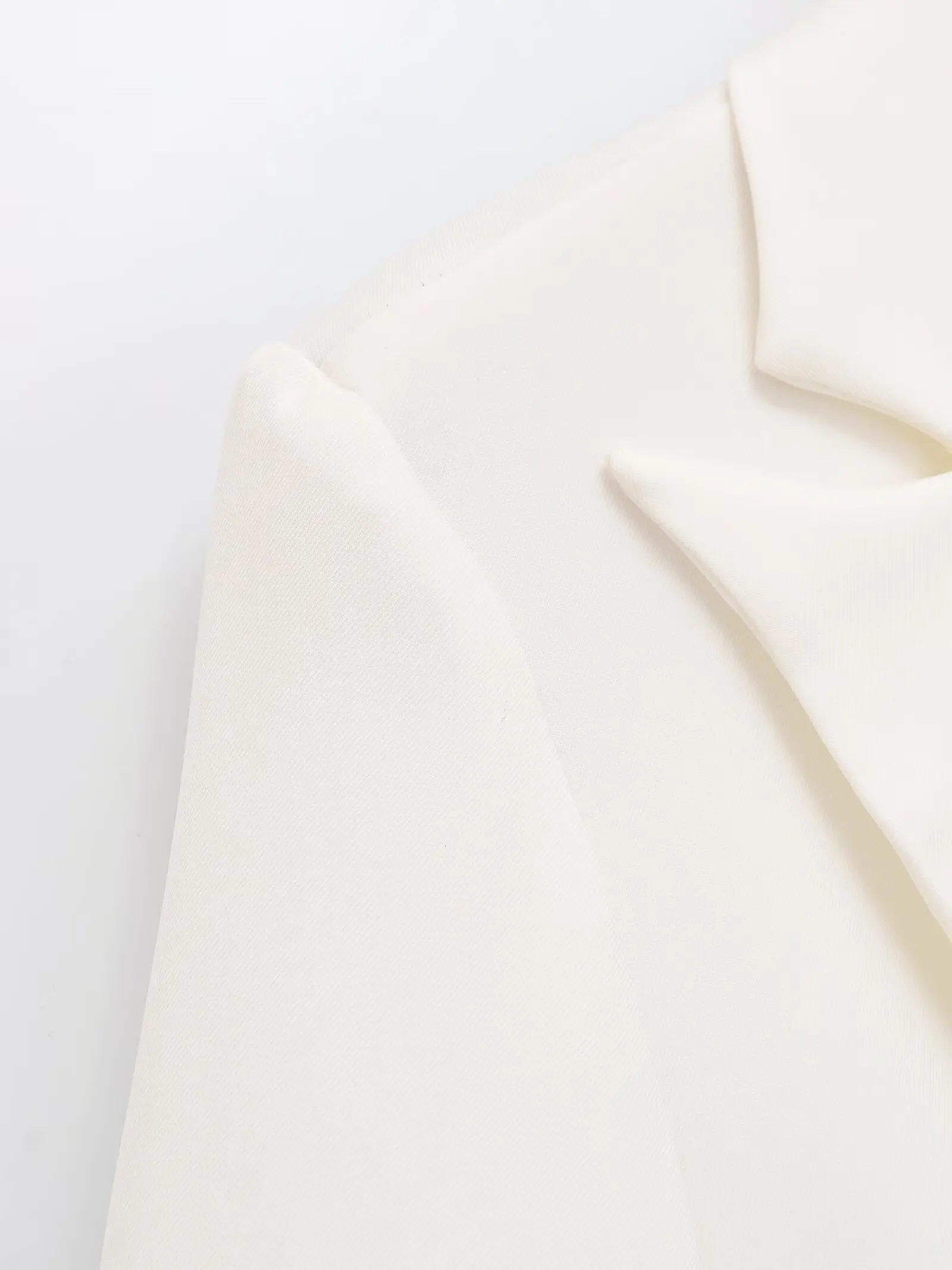 KONDALA Damen-Pendler-Blazer mit Spitzenbesatz, elegant für Dinner, Cocktailparty, schmal geschnitten, 2026 Frühherbst, trendiger High-Street-Blazer – Detail 9