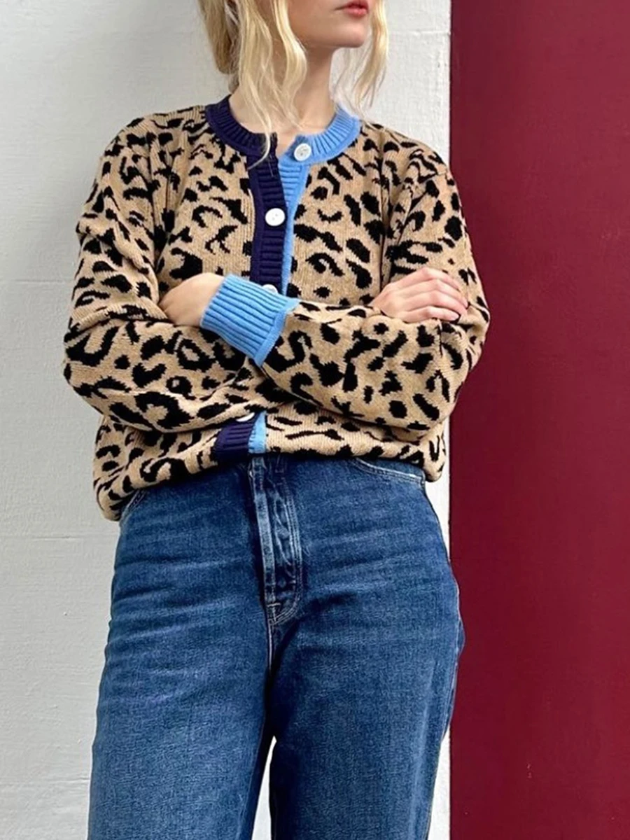 

Новый женский кардиган с леопардовым принтом, свободный свитер с круглым вырезом и длинными рукавами на пуговицах, повседневная уличная одежда, женский топ