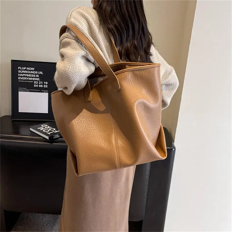 Spacious  Women Tote Large Leather Handbag Luxury Casual Thick Real Natural Leather Bucket Shopper Daily Bag Large Wallet