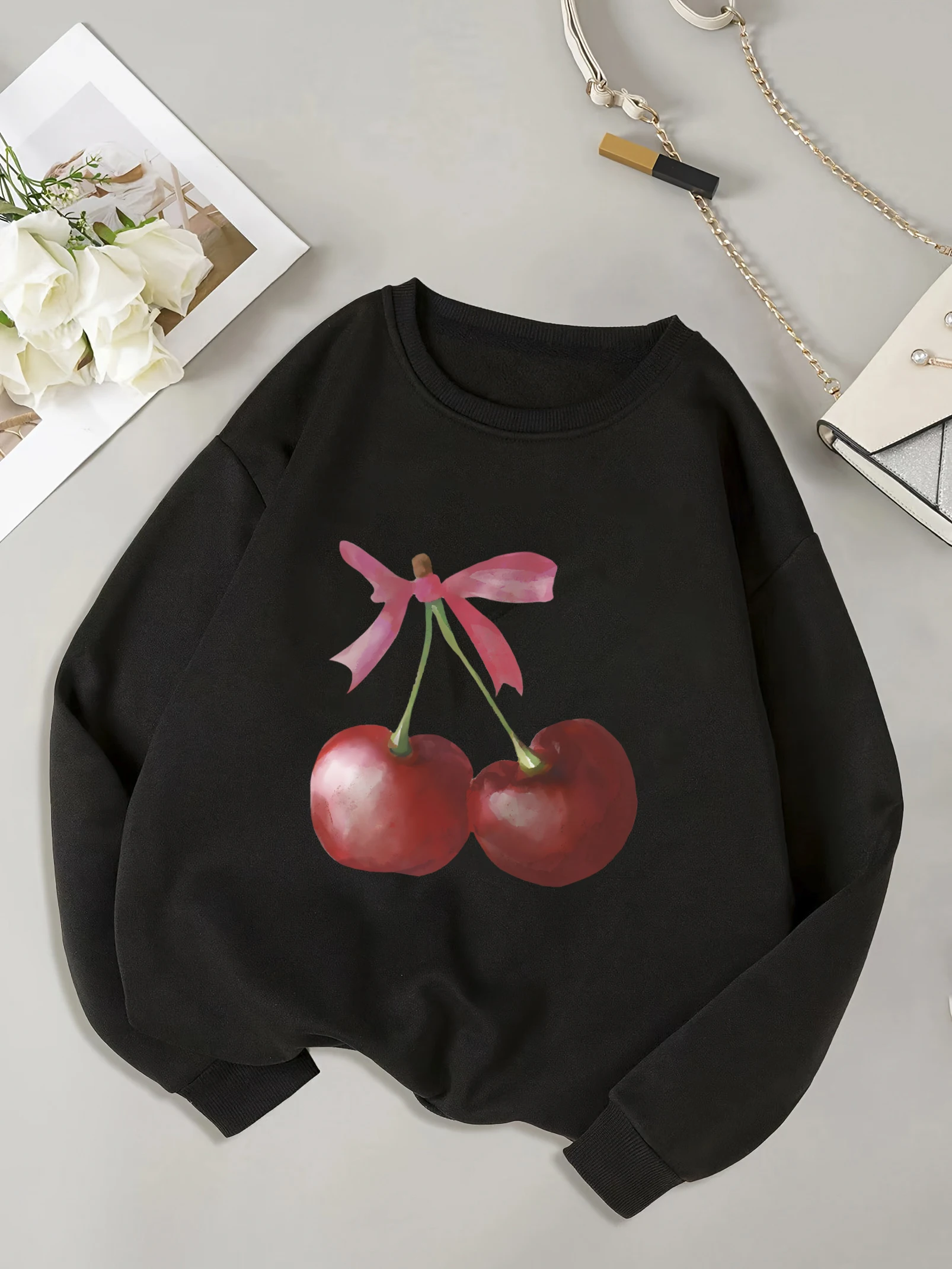 Realistic Fruit Cherry Print Black Hoodless Sweatshirt Comfortable Women\'s Fashion Ladies Wear Tops