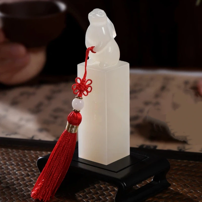 Custom Name Seal White Jade Stone Chinese Zodiac Rabbit Personalized Engraved Chop Stamp Desktop Calligraphy Ornament Craft Gift
