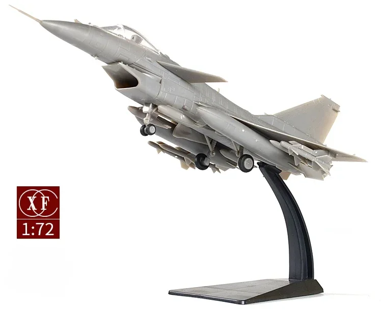 

1: 72 Chinese J-10 Third Generation Supersonic Fighter Glue Free Quick Model Big Parade Boy Presents A Gift