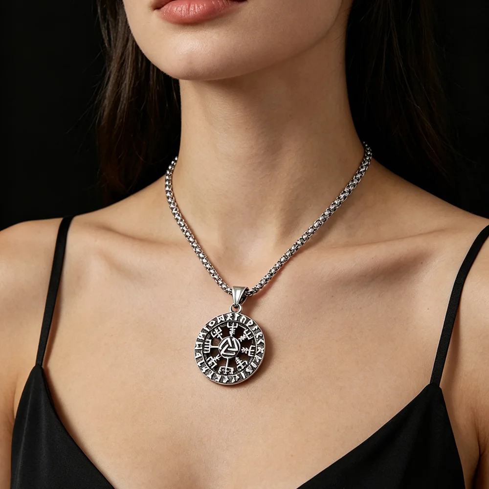 Retro cast Viking Ron letter stainless steel necklace, waterproof and non-fading blackening process, bulk sales pendant