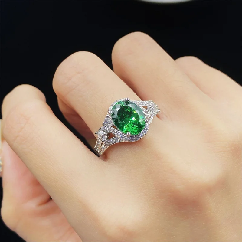 

Starry Sky Cut Emerald Green Zircon Comparable to Ice Flower Oval Open Ring for Women Elegant Pendant Earrings Set
