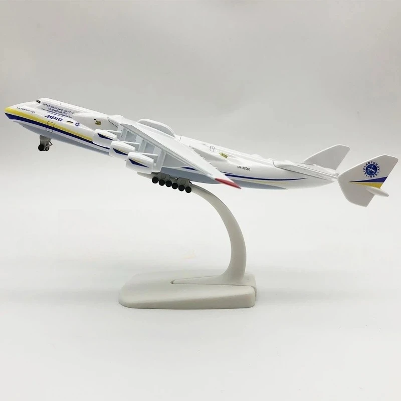 

21CM Antonov AN-225 Mriya Transport Aircraft Souvenir Aircraft Resin Simulation Copy Enthusiasts Showcase Aircraft