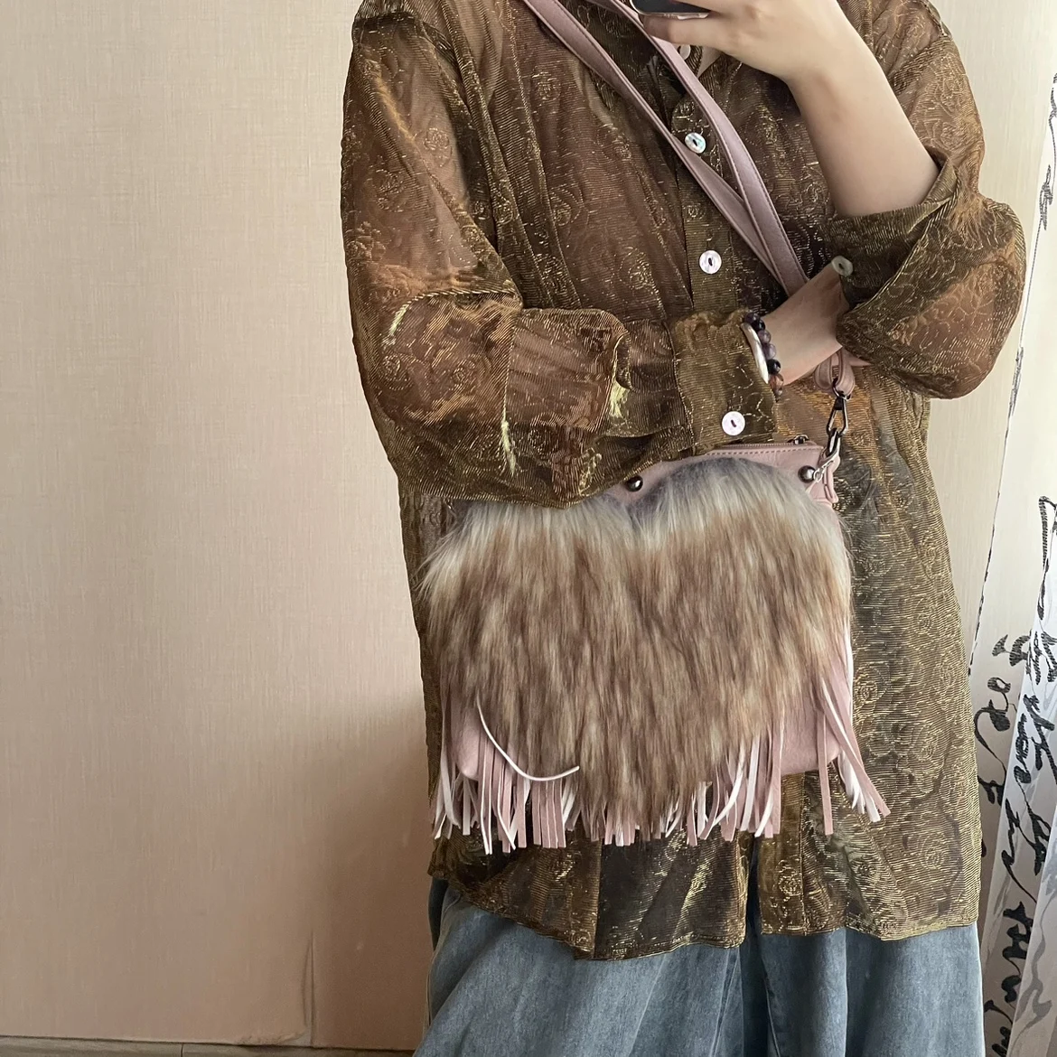 Faux fur Handbag Y2K Punk Bags Plush Versatile Daily Crossbody Bag Message Tote Bags image 5