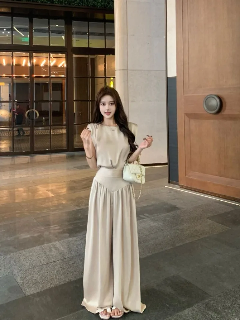 

Sleeveless Tank Top Back Cutout Wide Leg Long Pants Rich Girl Style Summer Casual Flowy Two Piece Set