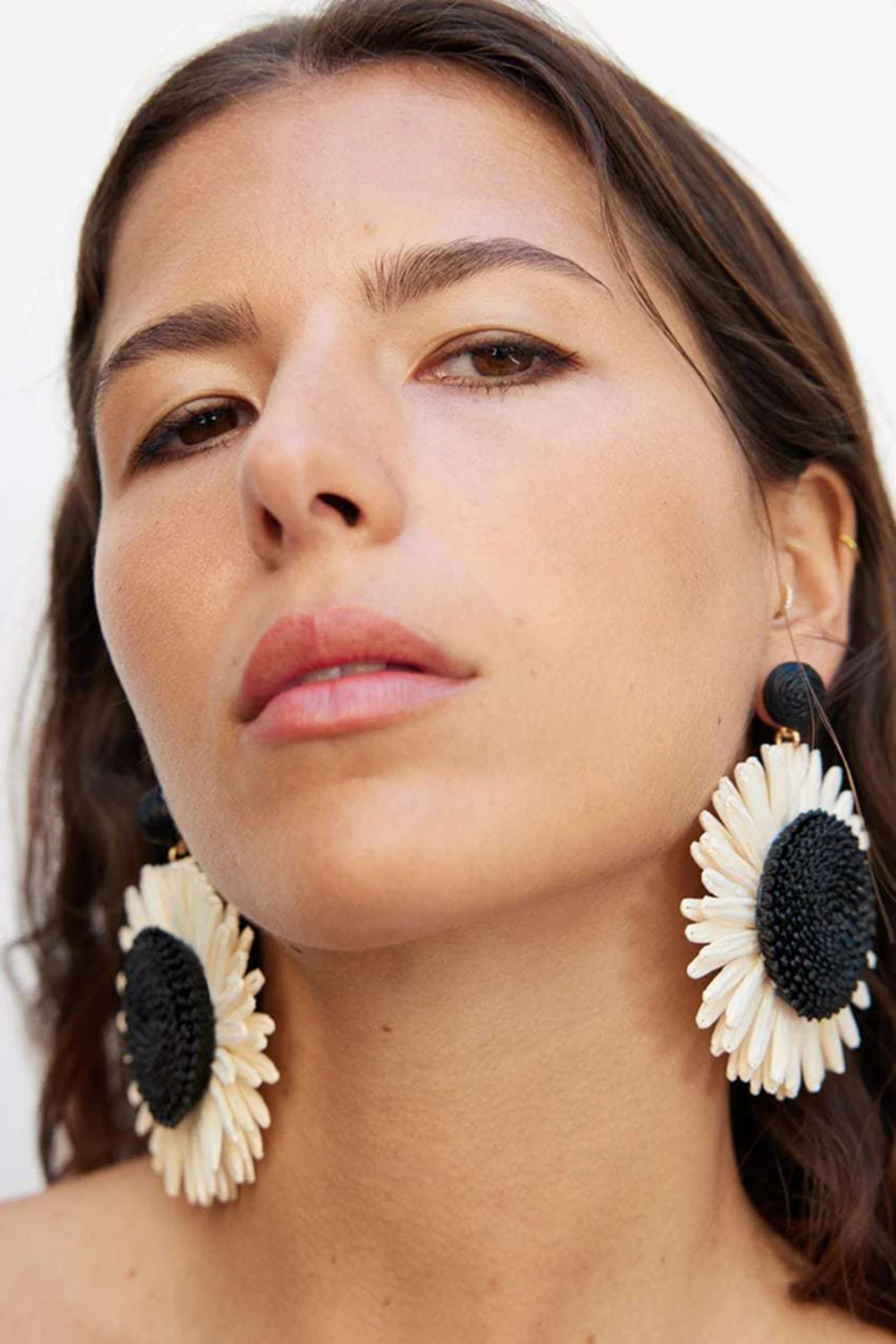 اليدوية أسود أبيض لافيت العشب عباد الشمس قلادة الأقراط العصرية مبالغ فيها زهرة كبيرة أقراط مجوهرات نسائية اكسسوارات #4