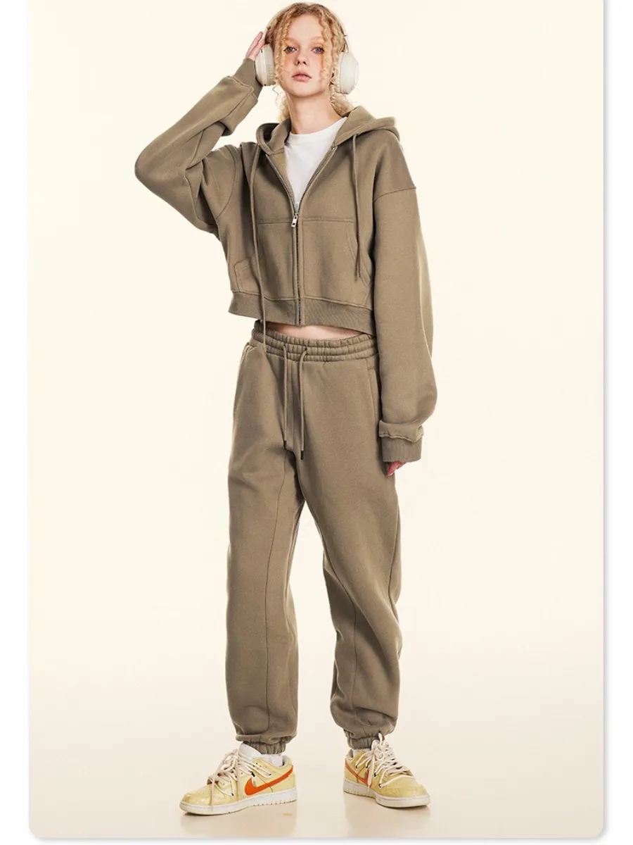 LIinar 2026 Fall Short Hooded Zipper Jacket Sports Set Women Fashionable Loose-Fitting Casual Sweatshirt Two-Piece Set