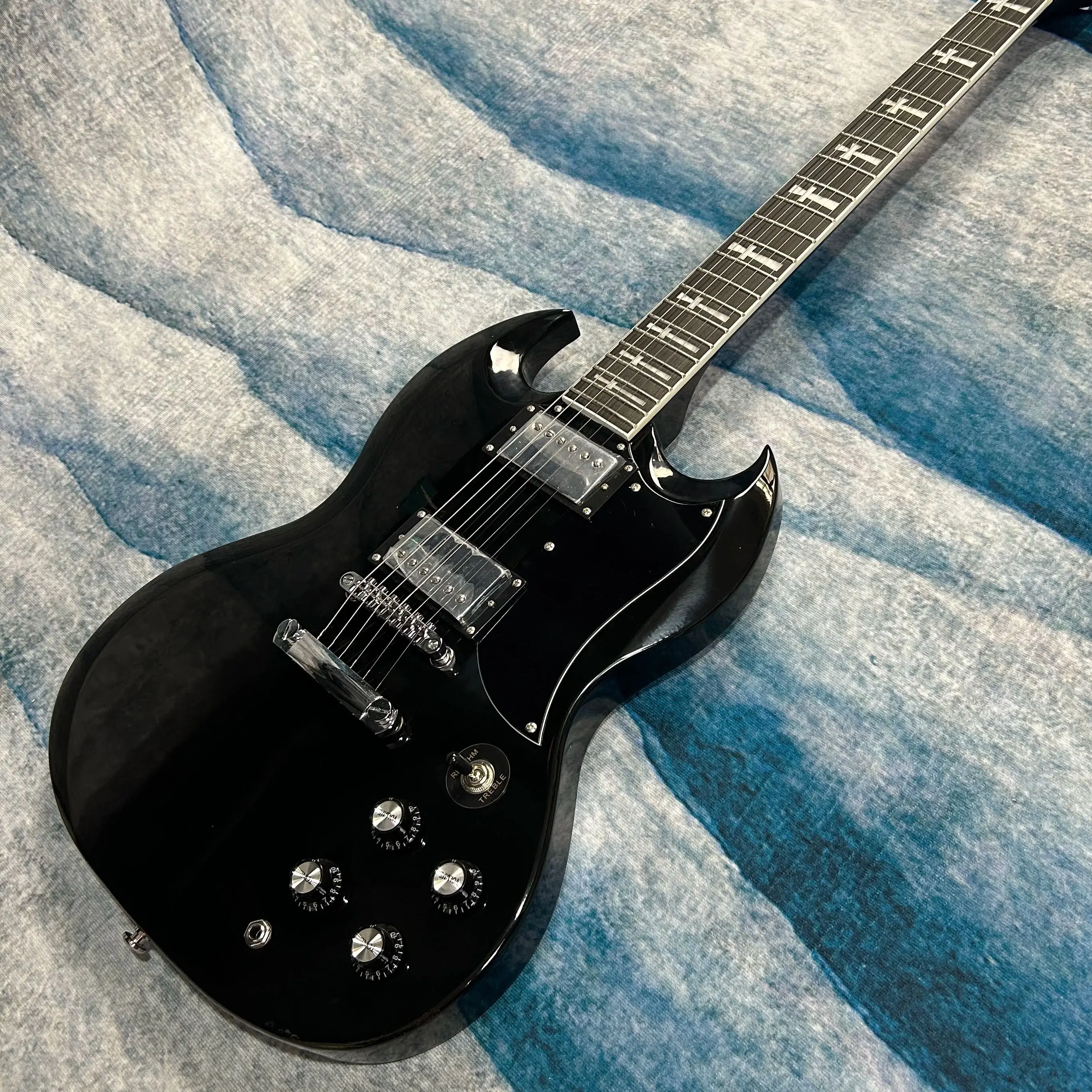 Gitar Listrik SG Hot Sale, Pickup HH, Hardware Chrome, Body Mahoni, Fingerboard Rosewood, 22 Fret