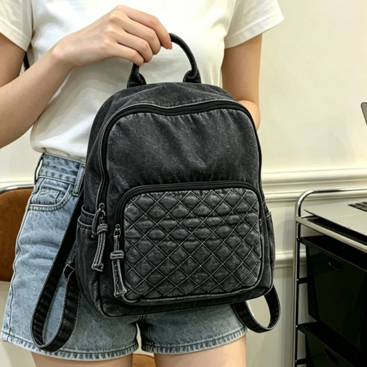 New Denim Casual Women's Large Capacity Quilted Pattern Backpack Fashionable Versatile School Bag Retro Artistic Style Zippe